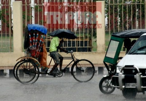 Incessant rainfall since morning disrupts common life Incessant rainfall since morning disrupts common life